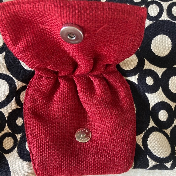 Reversible Purse in Tapestry Fabric - Picture 2 of 5